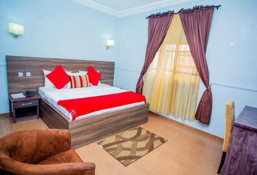 هتل Arriva Suites