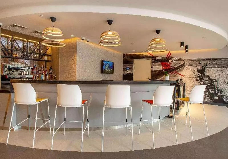 ホテル Ibis Styles Lima Benavides Miraflores