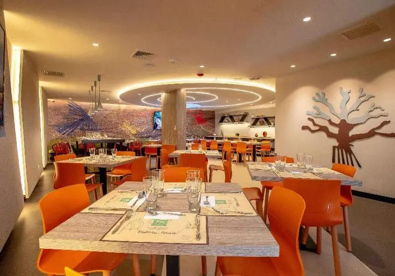 ホテル Ibis Styles Lima Benavides Miraflores