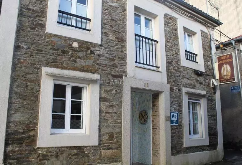 Albergue O Botafumeiro