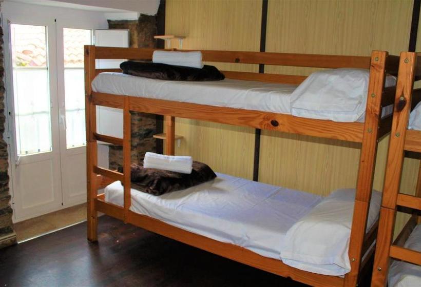 Albergue O Botafumeiro