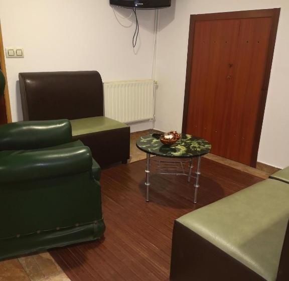 Albergue O Botafumeiro