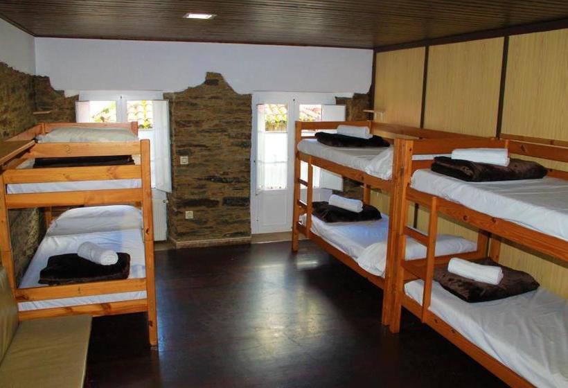 Albergue O Botafumeiro