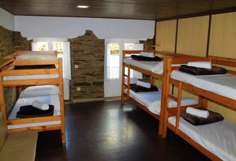 Albergue O Botafumeiro