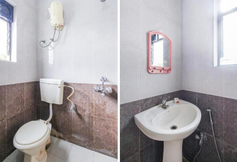 هتل Oyo 70336 Royal Orbit Blue