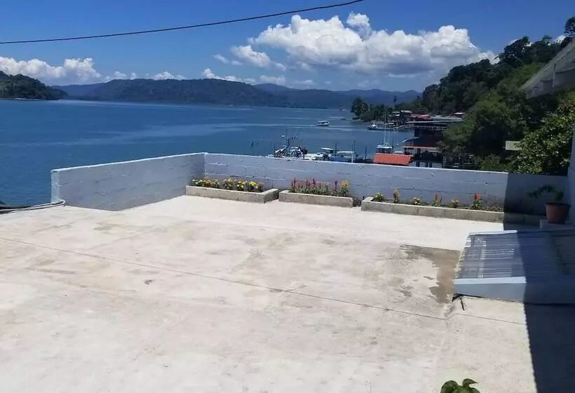 Hotelli Vista Castillo