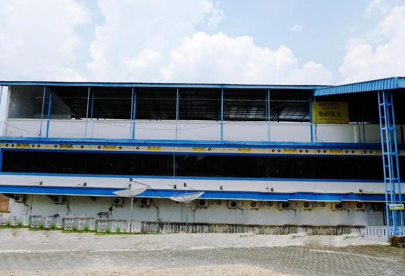 Hotel Oyo 3128  Lahor Indah