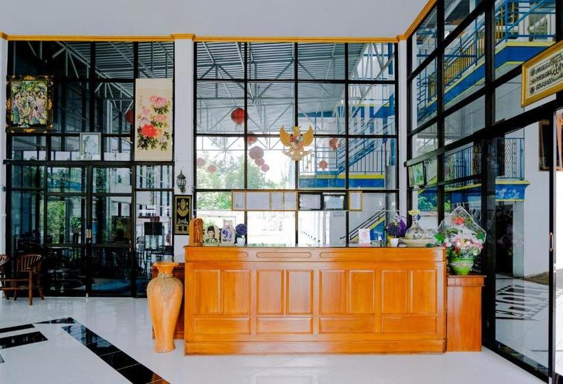 Hotel Oyo 3128  Lahor Indah