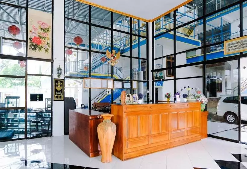 Hotelli Oyo 3128  Lahor Indah