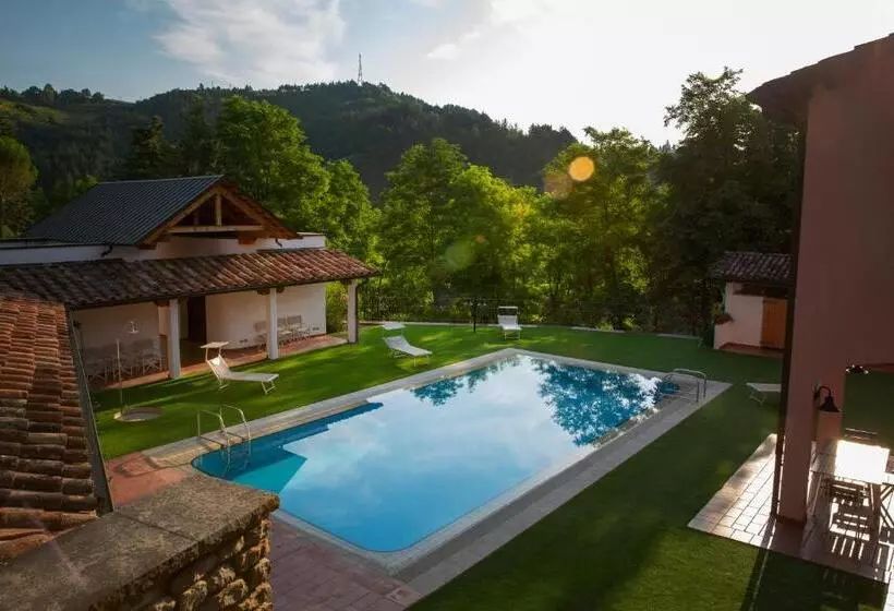 Hotelli Bellosguardo Resort