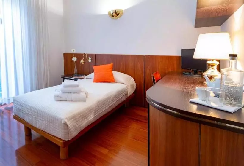 Hotelli Bellosguardo Resort