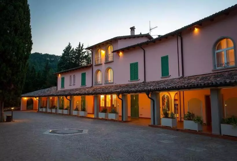 Hotelli Bellosguardo Resort