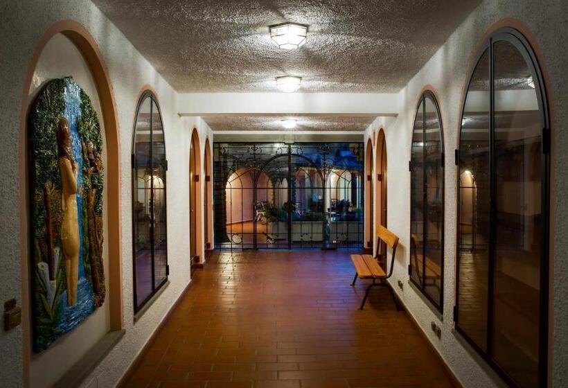 호텔 Bellosguardo Resort