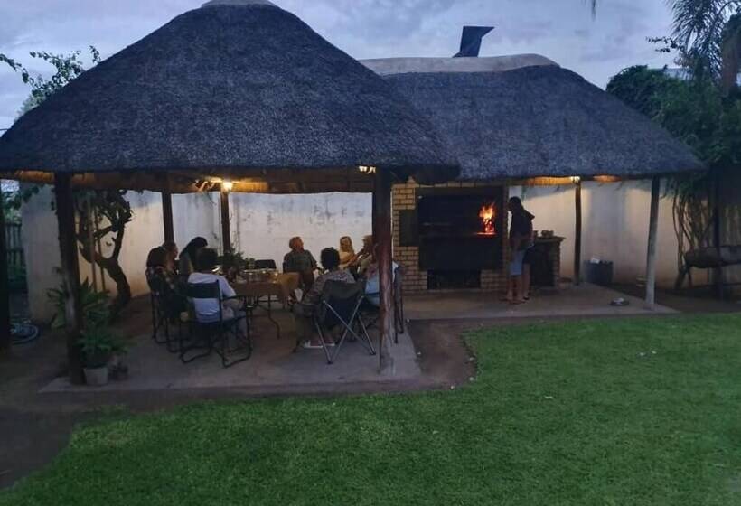 هتل Okaputa Guest Farm