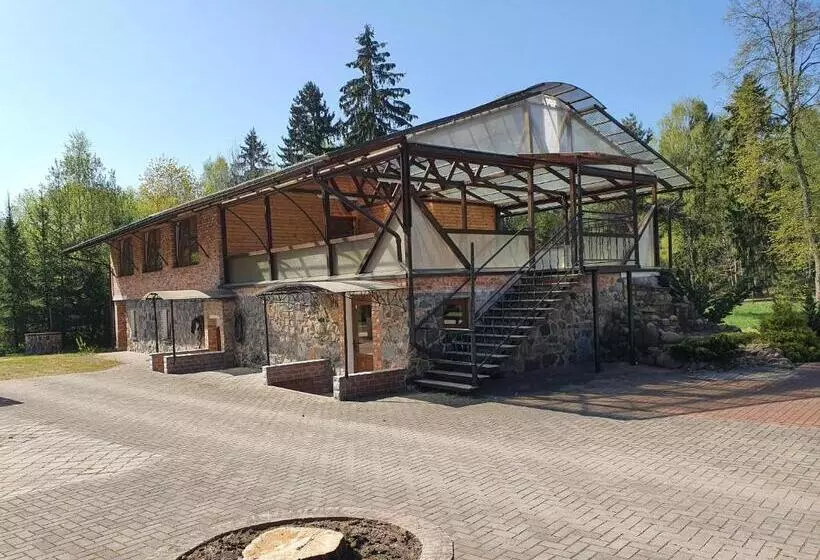 هتل Pušelė