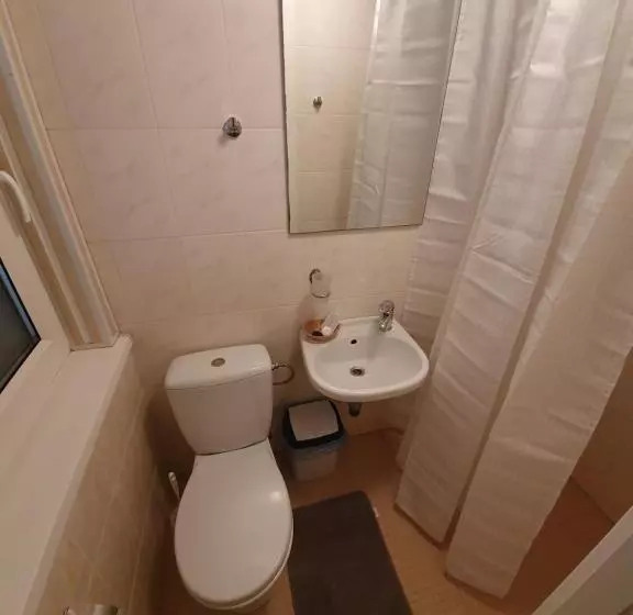 هتل Pušelė