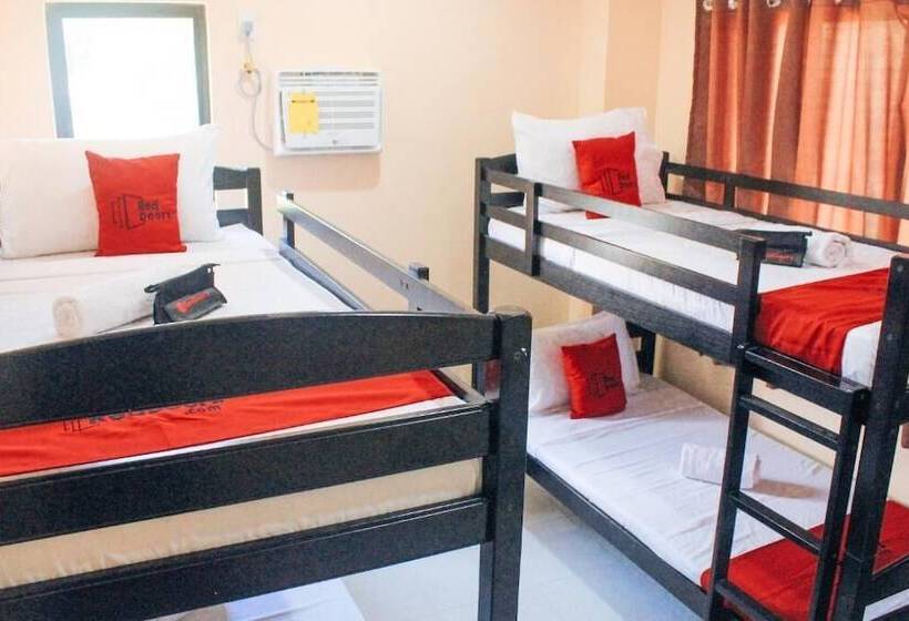 ホテル Reddoorz Near Panglao Municipal Hall