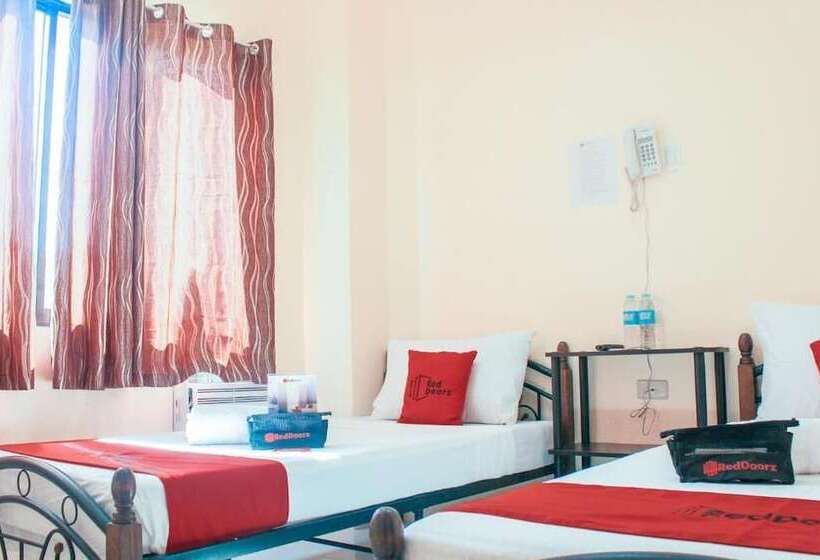 ホテル Reddoorz Near Panglao Municipal Hall