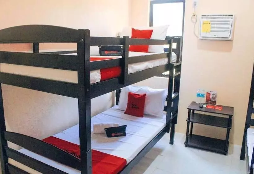 ホテル Reddoorz Near Panglao Municipal Hall