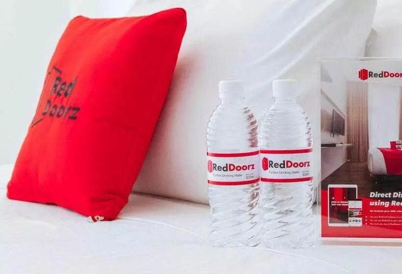 ホテル Reddoorz Near Panglao Municipal Hall