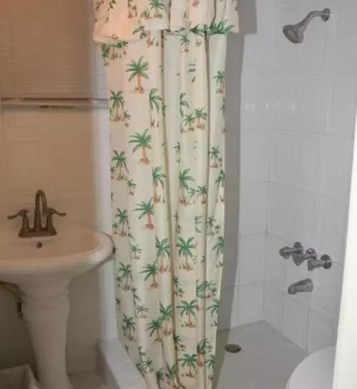 پانسیون Aileen Palm Cove Ja