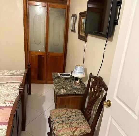 پانسیون Aileen Palm Cove Ja