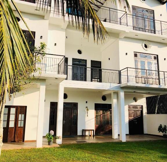 Pensjonat The Saffron Kandy