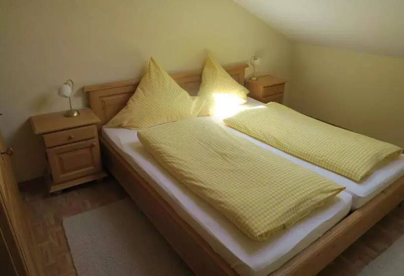 Retkeilymaja Gasthof Tiroler Hof