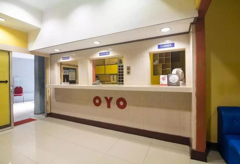 ホテル Oyo 3104 Wisata