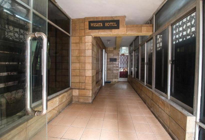 בית מלון כפרי Oyo 3104 Wisata