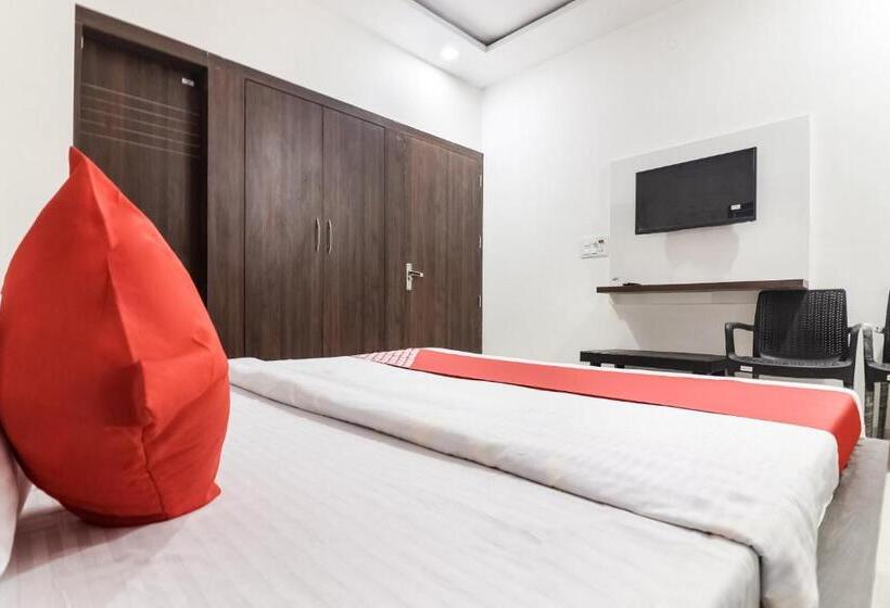 Hotell O Diamond Star