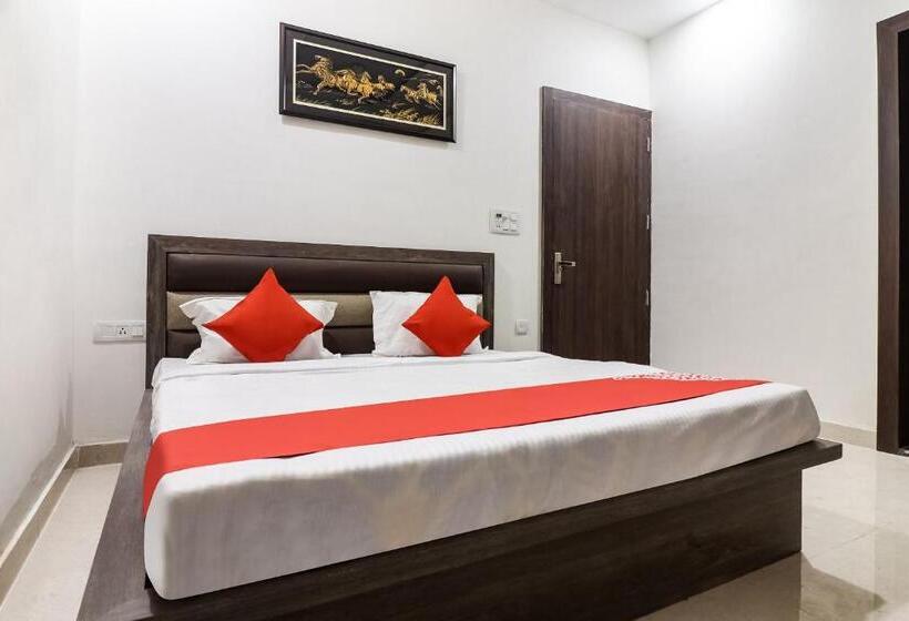 Hotell O Diamond Star