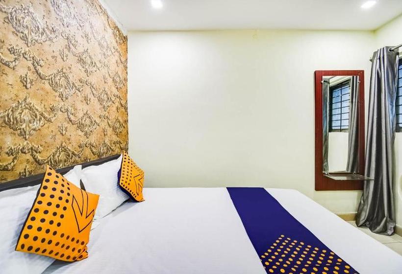 酒店 Spot On 44822 Landmark 4