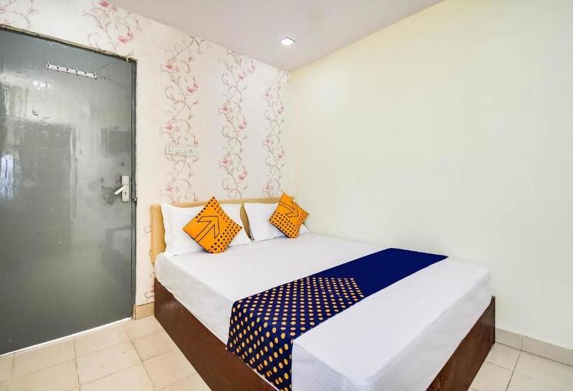 酒店 Spot On 44822 Landmark 4