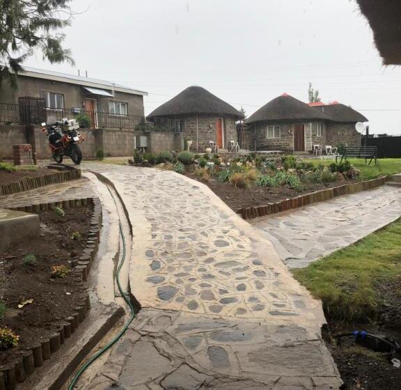 پانسیون Mants’ebo Guest House Mokhotlong