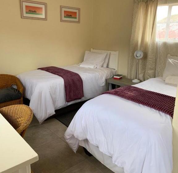 پانسیون Mants’ebo Guest House Mokhotlong