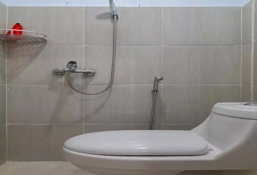 Majatalo Reddoorz Near Rsud Kota Luwuk