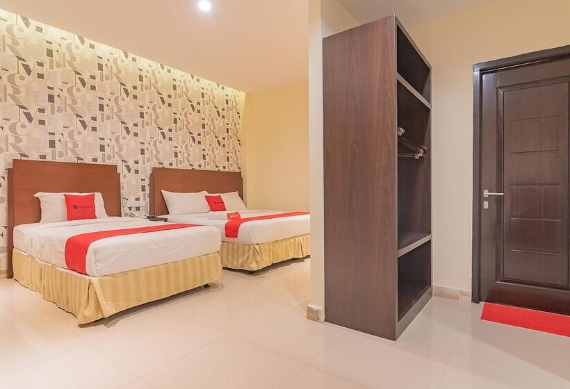 بنسيون Reddoorz Plus @ Siradj Salman Samarinda