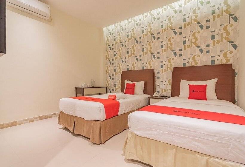 بنسيون Reddoorz Plus @ Siradj Salman Samarinda