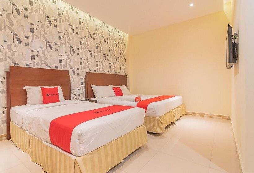 بنسيون Reddoorz Plus @ Siradj Salman Samarinda