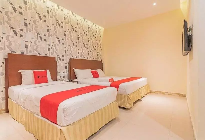 Majatalo Reddoorz Plus @ Siradj Salman Samarinda