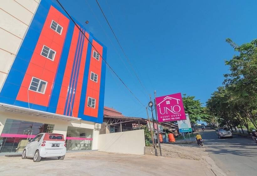 بنسيون Reddoorz Plus @ Siradj Salman Samarinda