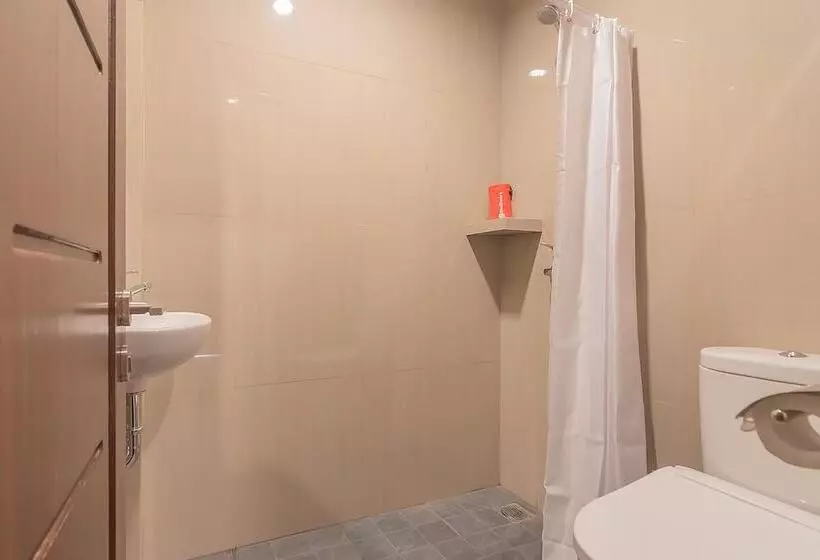 Majatalo Reddoorz Plus @ Siradj Salman Samarinda