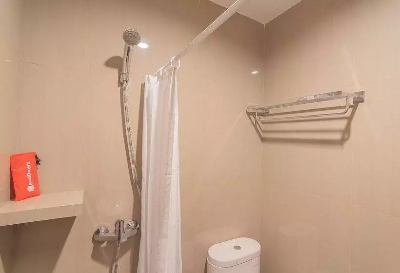 Majatalo Reddoorz Plus @ Siradj Salman Samarinda