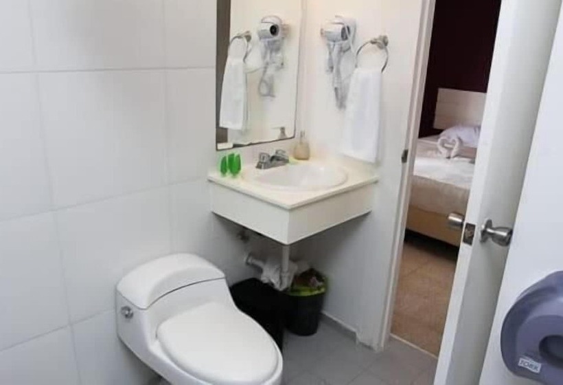 호스텔 Hostal Familiar Carmencita