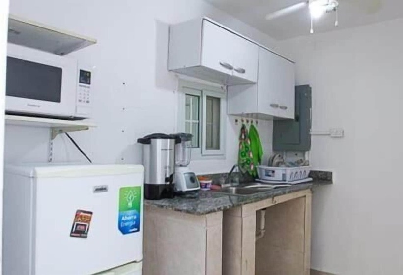 호스텔 Hostal Familiar Carmencita