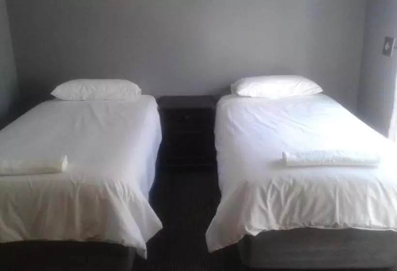 پانسیون Onesi Guest House