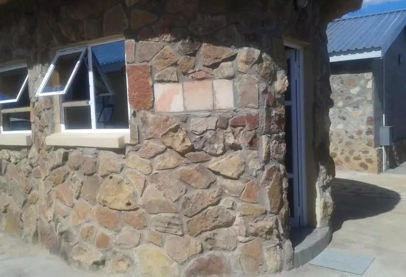 پانسیون Onesi Guest House