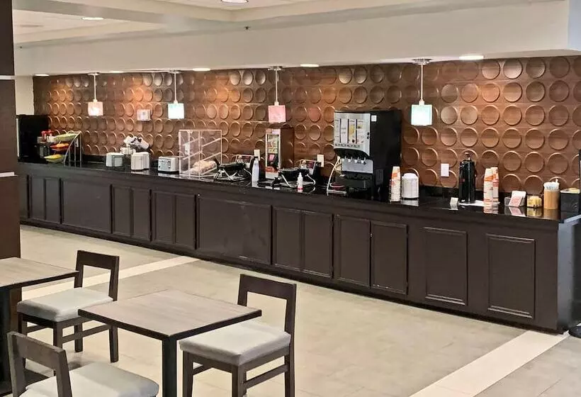 فندق Comfort Inn & Suites Columbus North