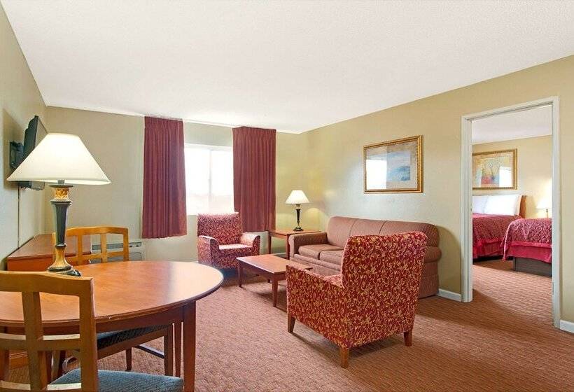 בית מלון כפרי Days Inn By Wyndham St. Louis/westport Mo
